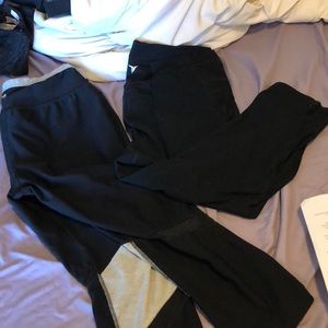 Lot of two cropped workout leggings